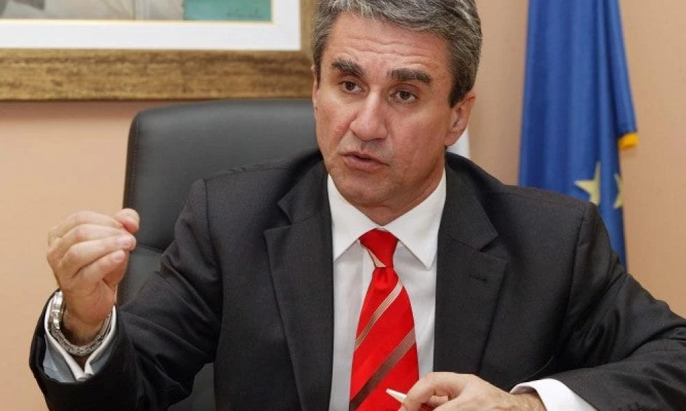 Εκλογές ΚΙΝΑΛ: Την στήριξη του στο Νίκο Ανδρουλάκη ανακοίνωσε ο Ανδρέας Λοβέρδος